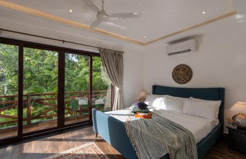 Moira Villa | ELIVAAS 4 BHK with Pvt Pool & Entertainment Room - Indah