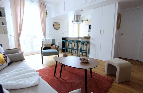 Serris Appartement | ELIZÉ 5 ~ Au cœur du Val d'Europe pour 4 pers ~