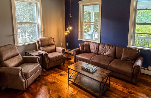 Millheim Autre | Elk Creek Farmhouse near Penn State!