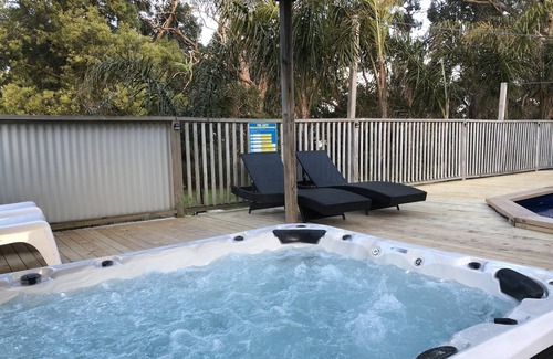 Inverloch Maison | Elk Estate - Inverloch Holiday Retreat