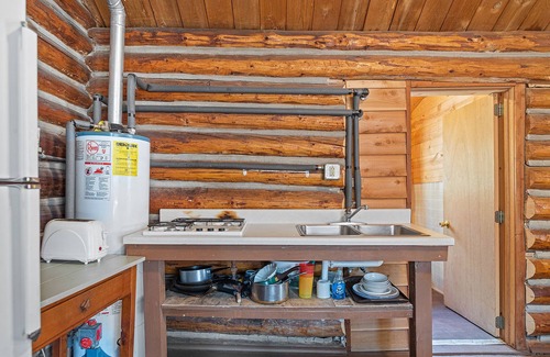 Cheyenne Crossing Cabine | Elkhorn Cabine avec Porche de couchage