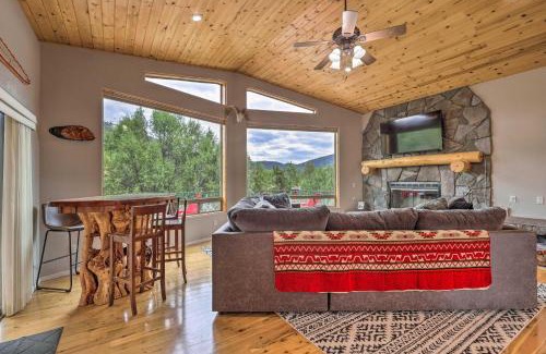 Payson Maison | Elkwood Lodge Cabin with Hot Tub in Star Valley!