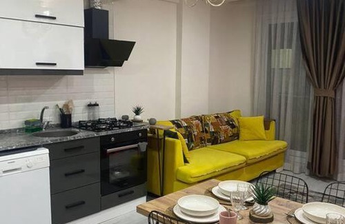Bornova Appartement | EllaHouse