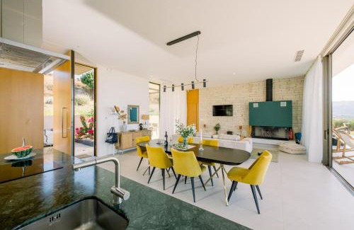 Kissamos Villa | Ellas Residence fantastic pool heated