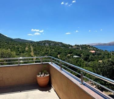 Cesarica Appartement | Ellasol