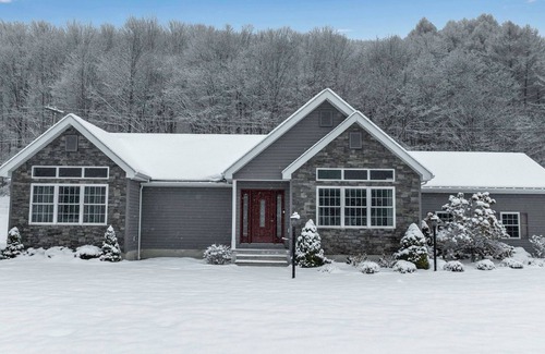 Salamanca Chalet De Ski | Ellicottville Chalet 5 Mi to Village
