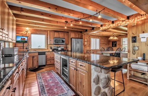 Farmersville Station Chalet De Ski | Ellicottville Private Resort, Ski, Explore, Rest! -15 min to Ski/town
