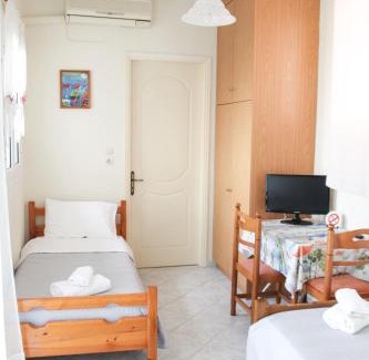 Lixouri Maison | Ellis Apartments