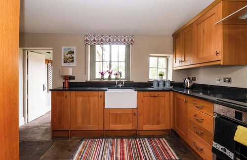 Airton Maison | ELLIS HOUSE, family friendly, character holiday cottage in Airton