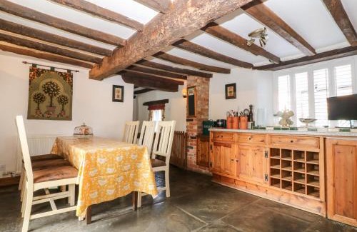 Quedgeley Maison | Elmhurst Cottage