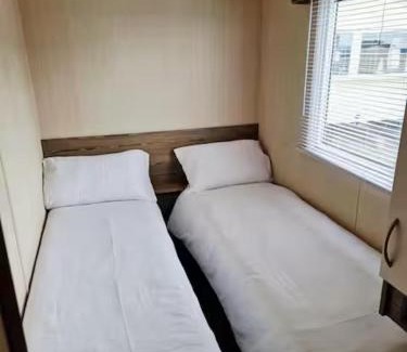 Exmouth Station Balnéaire | Elms Caravan with sea views at Devon Cliffs