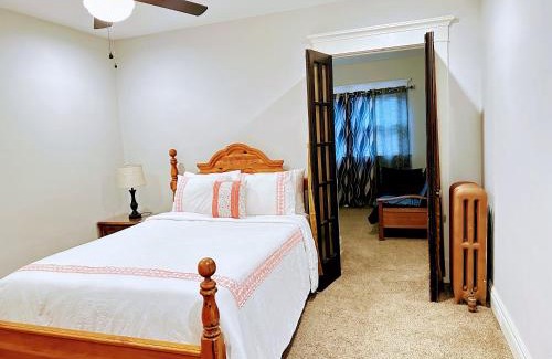 Buffalo Appartement | Elmwood village home
