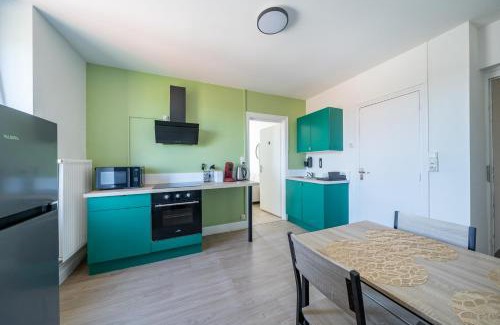 Homecourt Appartement | Elodie - Cosy 5 pers' - Gare - Wifi - 3 lits