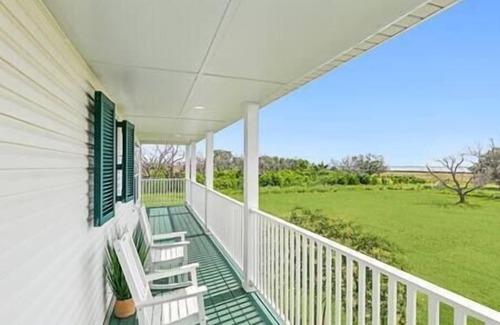 Lafitte Maison | Elsa's Place: Private Home