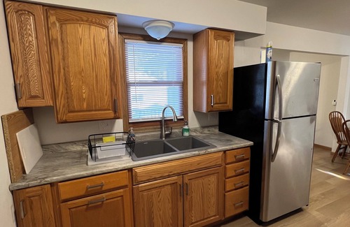 Rochester Maison | Elton Hills Park Quite 3-bedroom Spacious Home