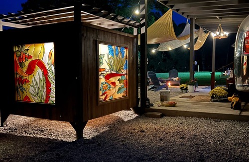 Nesbit Maison | Elvis Themed RV Glamping Farmstay near Graceland with outdoor bath
