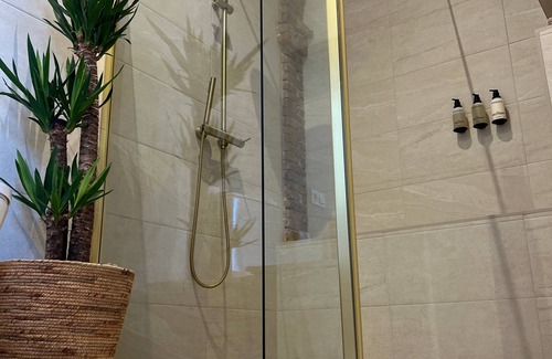 Melegis Hôtel | Elysium Restaurant & Boutique Hotel