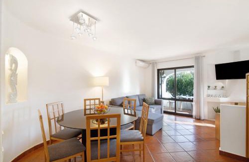 Alpouvar Maison | Ema Clube em Albufeira