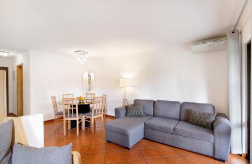 Alpouvar Maison | Ema Clube em Albufeira