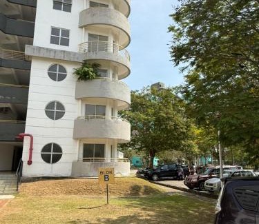 Baharu Appartement | emAs Homestay, Bay View Villas, Port Dickson, Malaysia