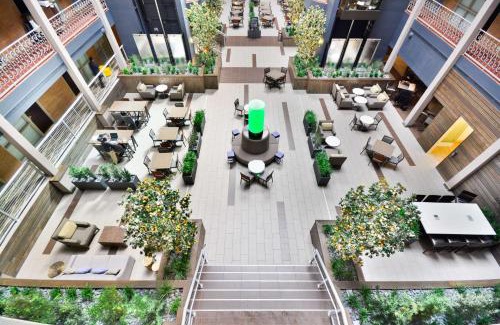 Montbello Hôtel | Embassy Suites by Hilton Denver Central Park