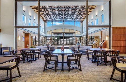 Romulus Hôtel | Embassy Suites by Hilton Detroit Metro Airport
