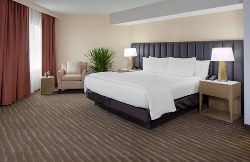 Paradise Valley Village Hôtel | Embassy Suites by Hilton Phoenix Scottsdale