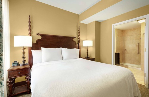 Yamacraw Village Hôtel | Embassy Suites by Hilton Savannah Historic District