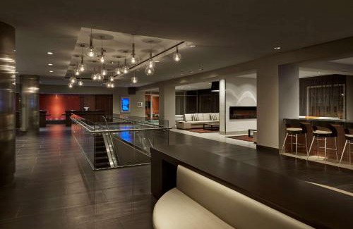 Friendship Heights Hôtel | Embassy Suites by Hilton Washington DC Chevy Chase Pavilion