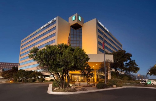 North San Antonio - SAT Hôtel | Embassy Suites San Antonio Airport