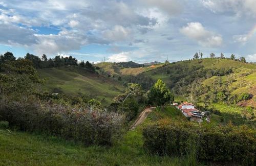 Gomez Plata Autre | eMeGé Glamping & E-Coworking