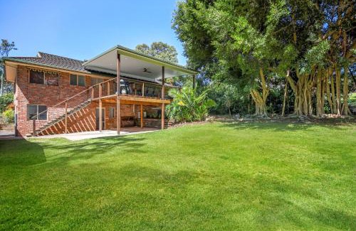 Emerald Beach Maison | Emerald Adventure House