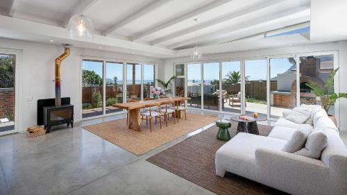 Noordhoek Maison | Emerald Chic Noordhoek - solar backup