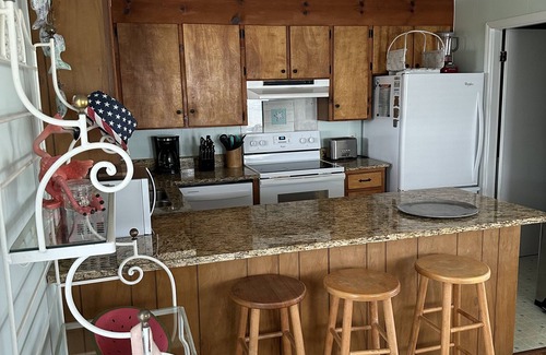 The Point Copropriété | Emerald Isle "The Point Rental". 3 bedroom 2 bath. Ocean view.