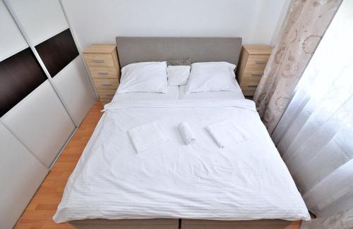 Dubravka Appartement | Emerald Marble Serenity Apartment