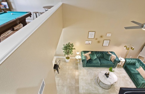 Austin Maison | Emerald Oasis|3BR|2.5BA| Free parking up to 4 cars