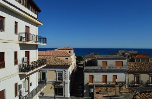 Siderno Marina Appartement | Emerella Guest House Siderno Beach