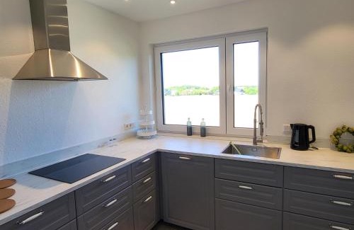 Oberdorla Appartement | Emily Apartments, moderne ruhige Wohnung, nur 4 km von der A2