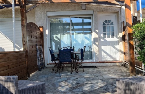 Macinaggio Appartement | F2 à 30 m dela plage et départ du sentier des douaniers vue sur marina