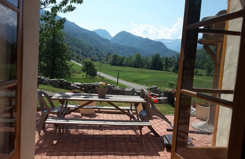 Erce Maison | Emplacement Unique Offrant un Magnifique Panorama Face à la Chaîne Pyrénéenne