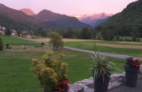 Erce Maison | Emplacement Unique Offrant un Magnifique Panorama Face à la Chaîne Pyrénéenne