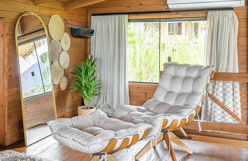 Florianopolis Maison | Enjoy beaches, heated pool, bathtub with comfort on your vacation.