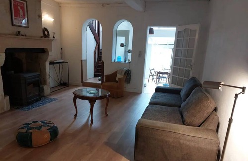 Saintes Maison | En Cœur de Ville Paisible