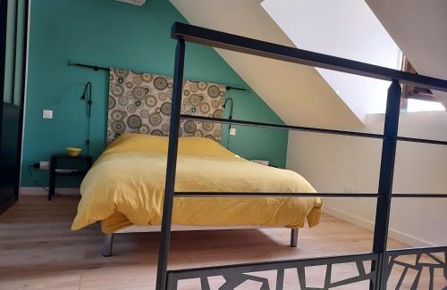Fille Lit Et Petit-Déjeuner | En pleine campagne, proche du Mans - chambre d'hôtes