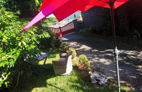 Vezels-Roussy Appartement | En pleine nature cantalienne et au calme village , Maison confortable et spacieuse pour 9 pers