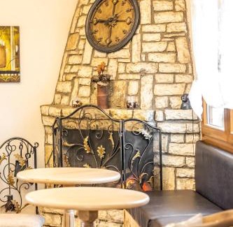 Kalavrita Hôtel | Enastron