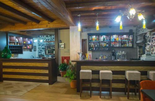 Aghios Athanasios Hôtel | Enastron