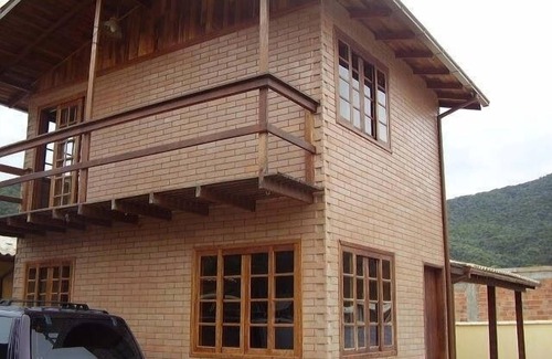 Centro Maison | Grande maison w / piscine et salle de jeux (billard, Pacal) Creek de Brito