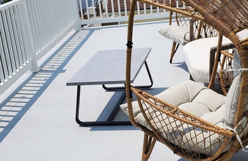 Mystic Island Maison | Enchanting Mystic Island Beach Home on picturesque lagoon near Jersey Shore.