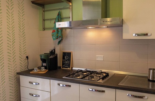San Giovanni Suergiu Maison | Charmante maison mitoyenne avec jardin sur 3 côtés
